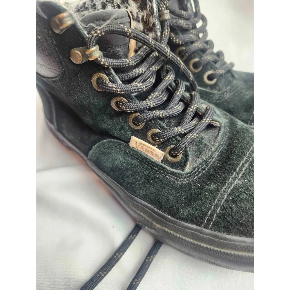 Vans MTE High Top Sneakers Mens Size 4.5 Black Suede Faux Fur Lined Winter Boots